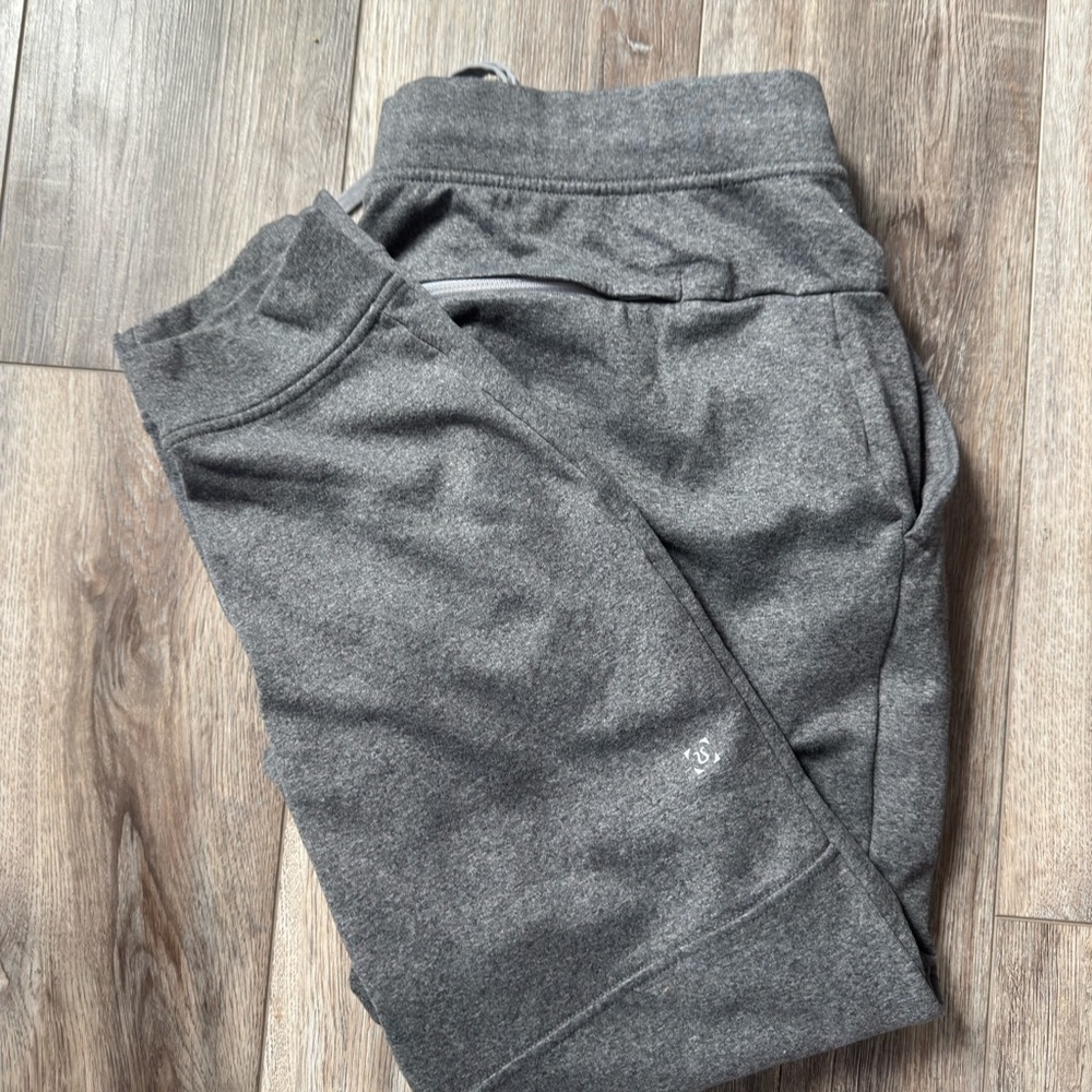 Lululemon Athletica Heathered Gray Joggers